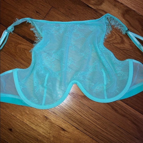 Sold Victoria’s Secret bralette - Picture 8 of 8